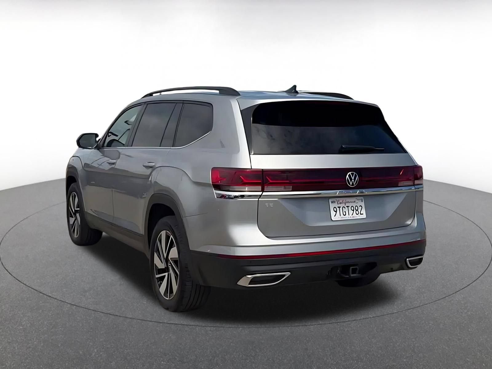 Thumbnail: 2026 Volkswagen Atlas - 10