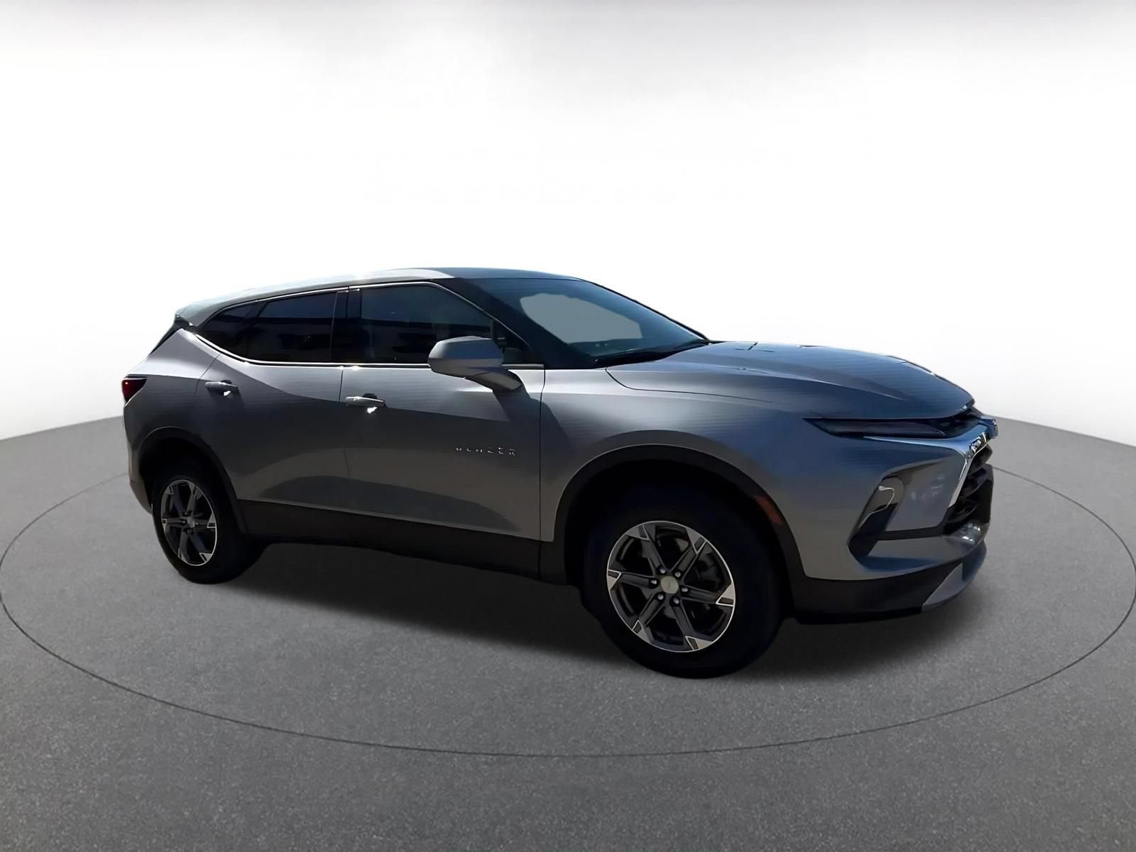 Thumbnail: 2025 Chevrolet Blazer - 2