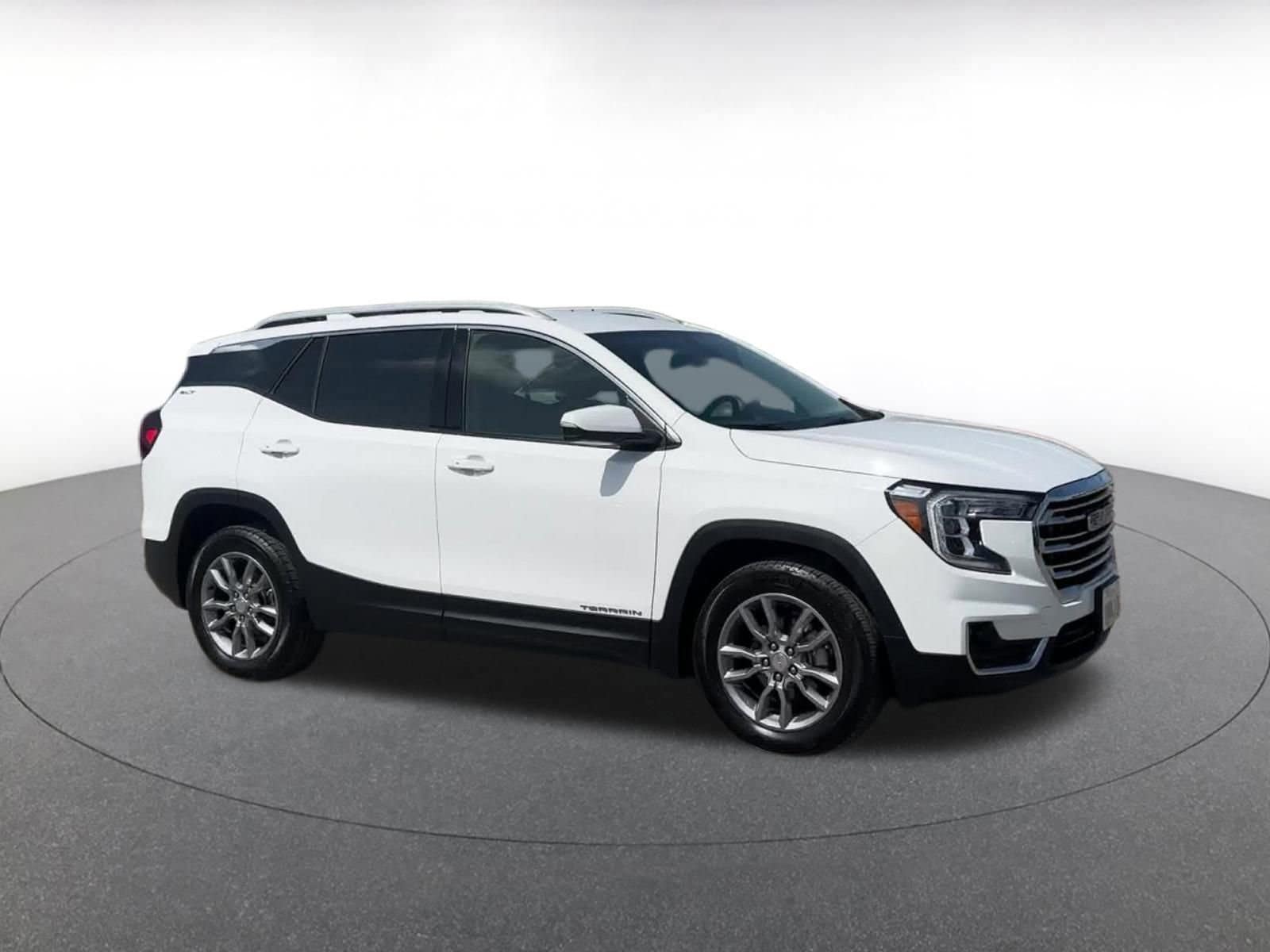Thumbnail: 2024 GMC Terrain - 2
