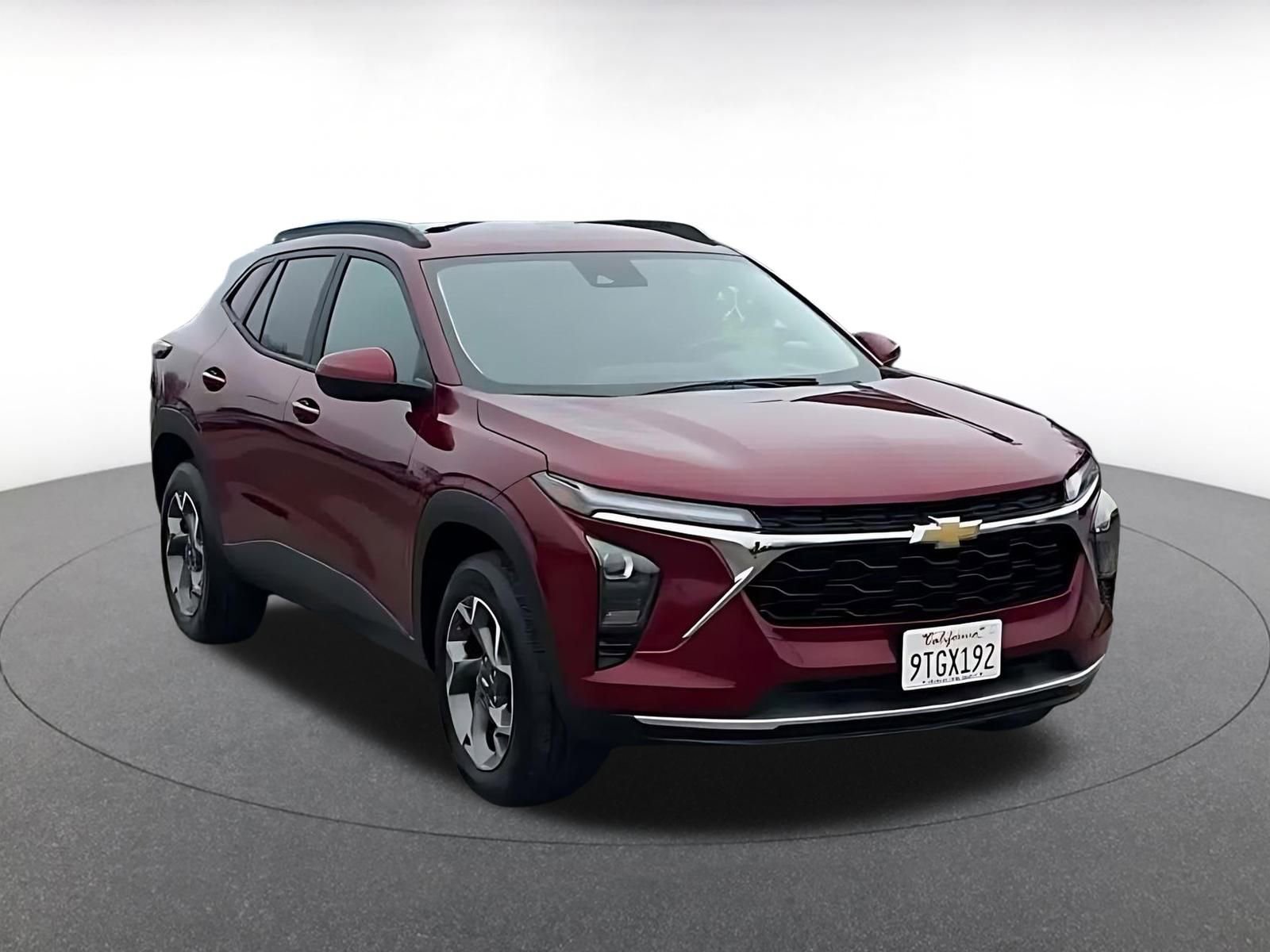 Thumbnail: 2025 Chevrolet Trax - 3