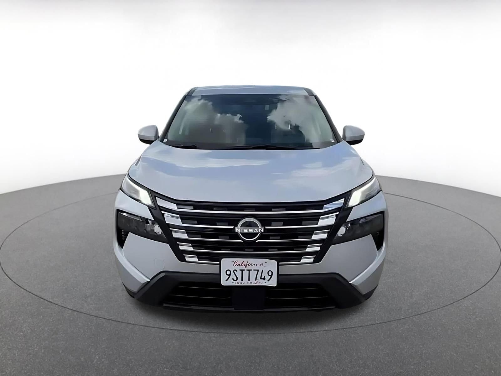 Thumbnail: 2025 Nissan Rogue - 4