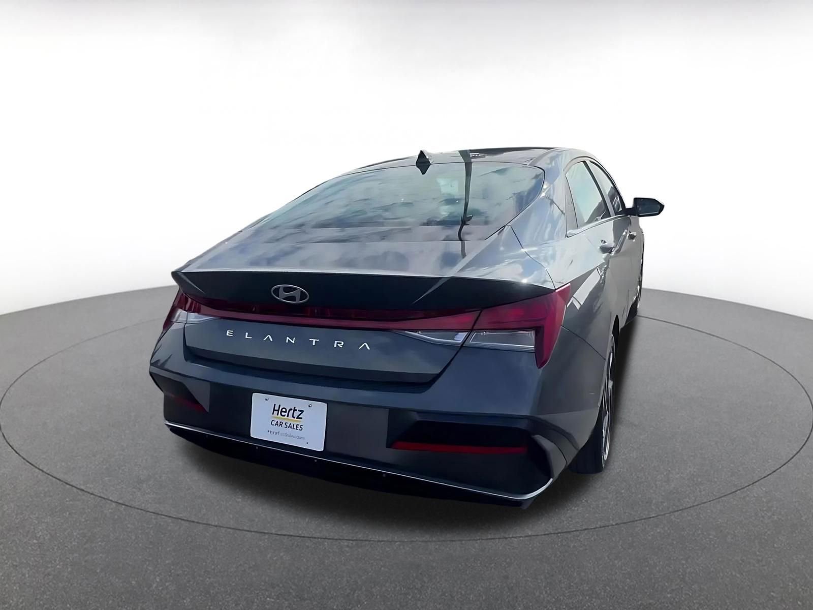 Thumbnail: 2025 Hyundai Elantra - 15