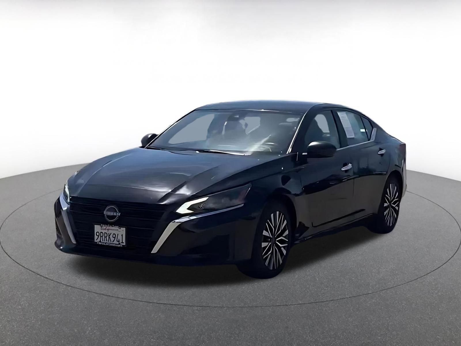 Thumbnail: 2025 Nissan Altima - 7