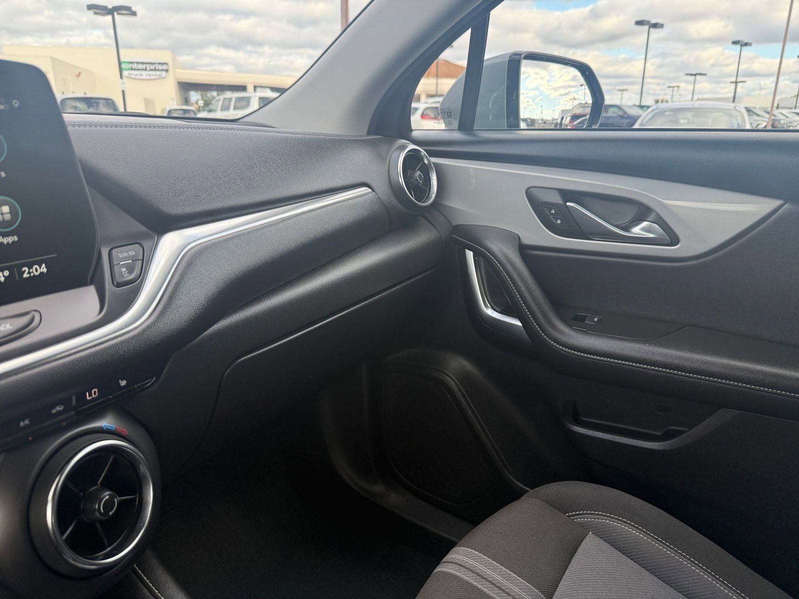 Thumbnail: 2025 Chevrolet Blazer - 35