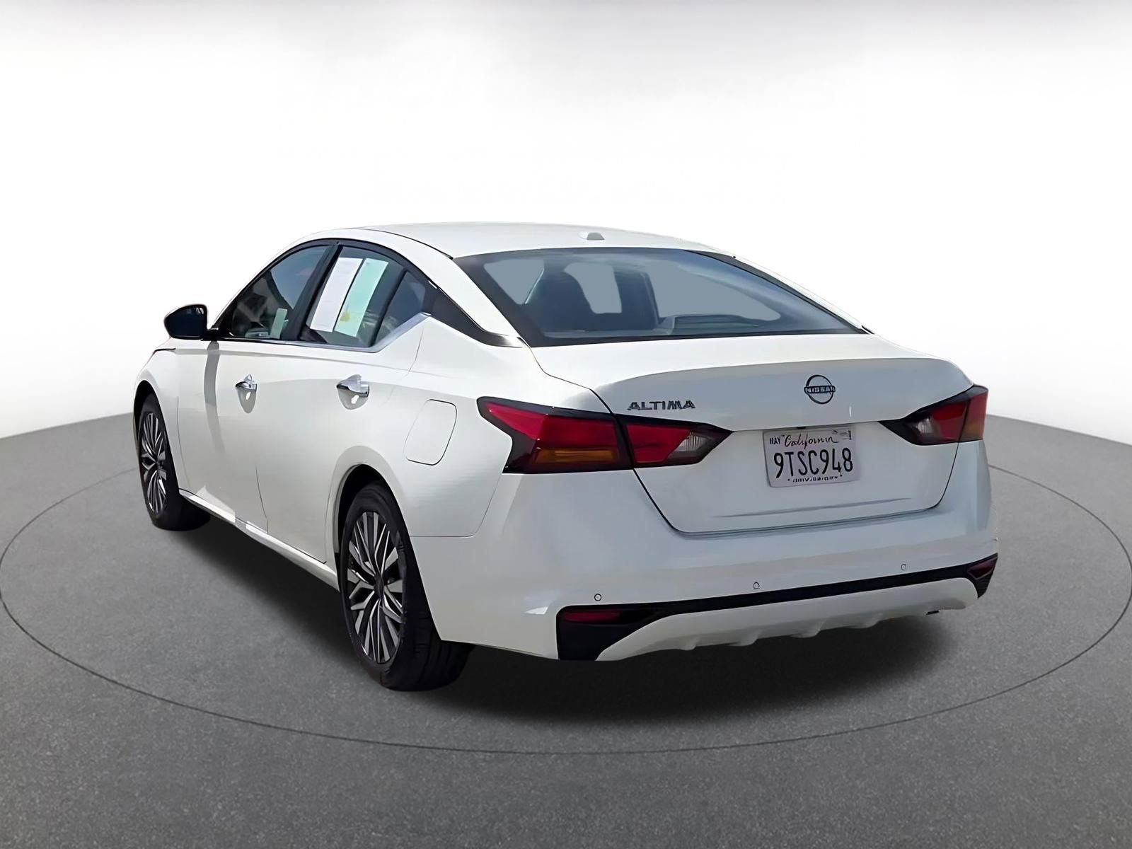 Thumbnail: 2025 Nissan Altima - 11