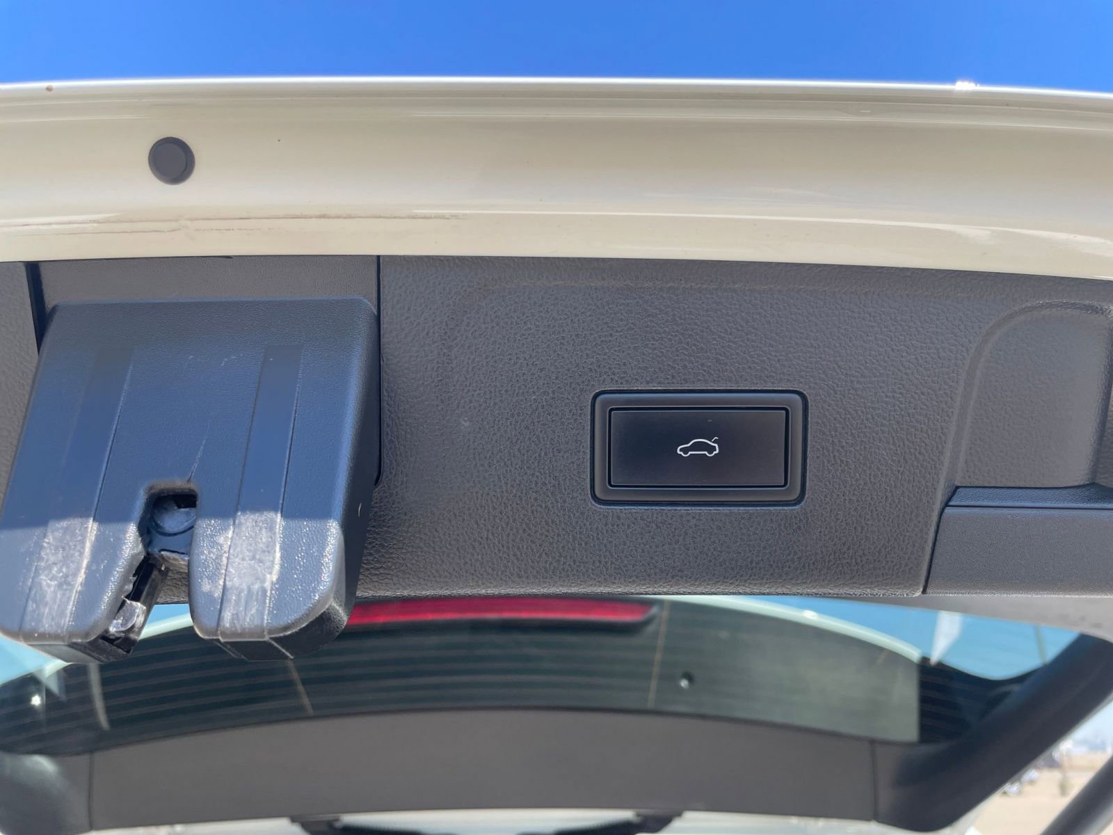 Thumbnail: 2025 Volkswagen Atlas - 23