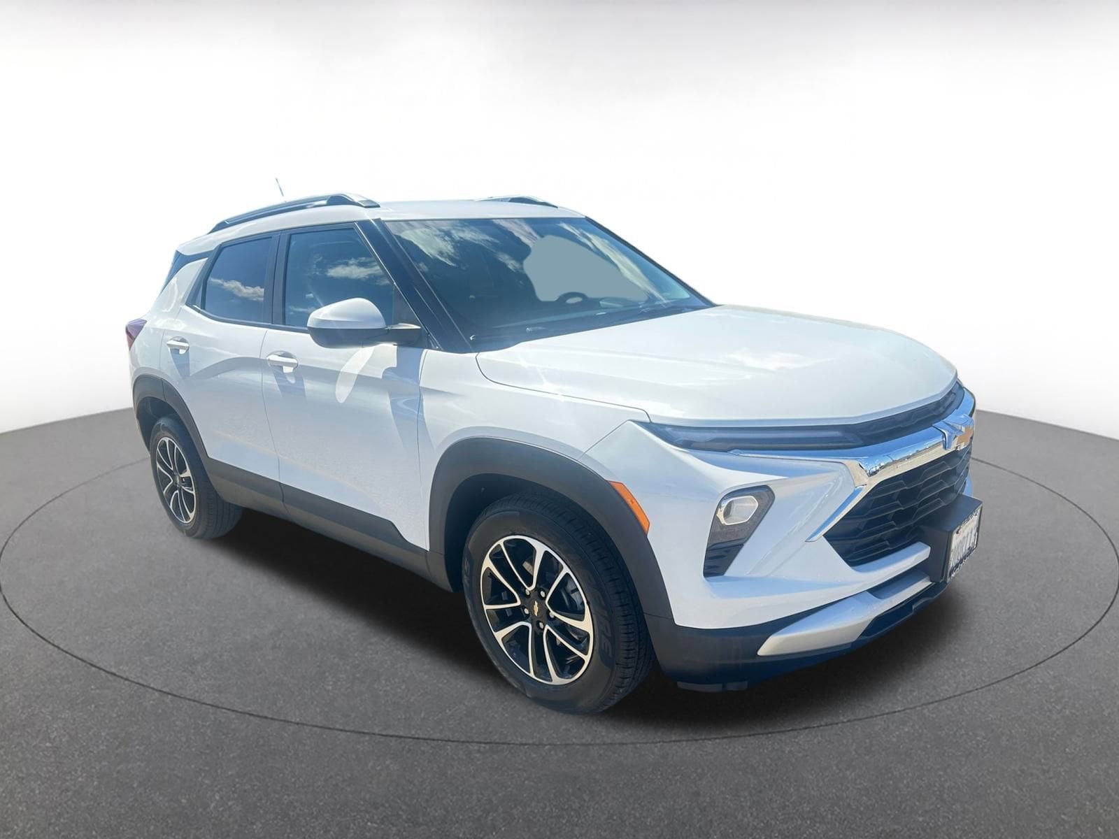 Thumbnail: 2024 Chevrolet TrailBlazer - 1