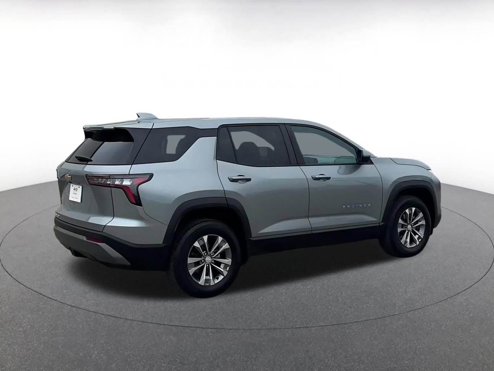 Thumbnail: 2025 Chevrolet Equinox - 12