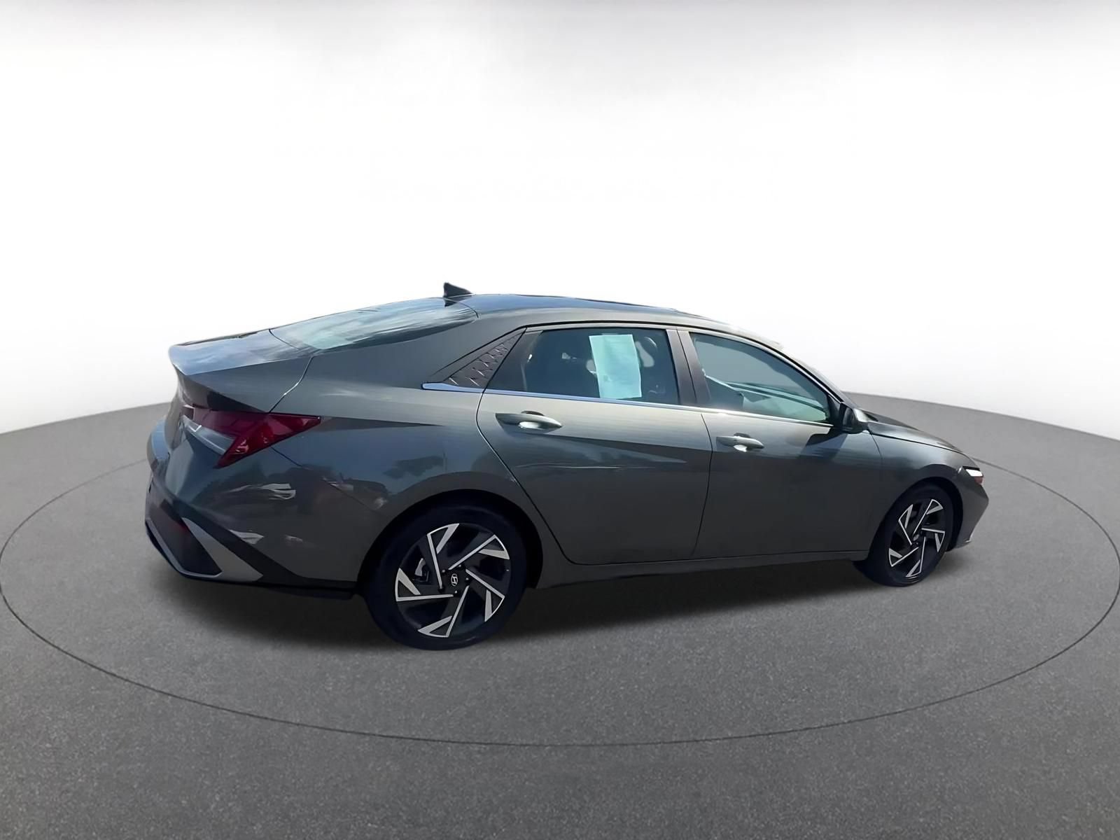Thumbnail: 2025 Hyundai Elantra - 13