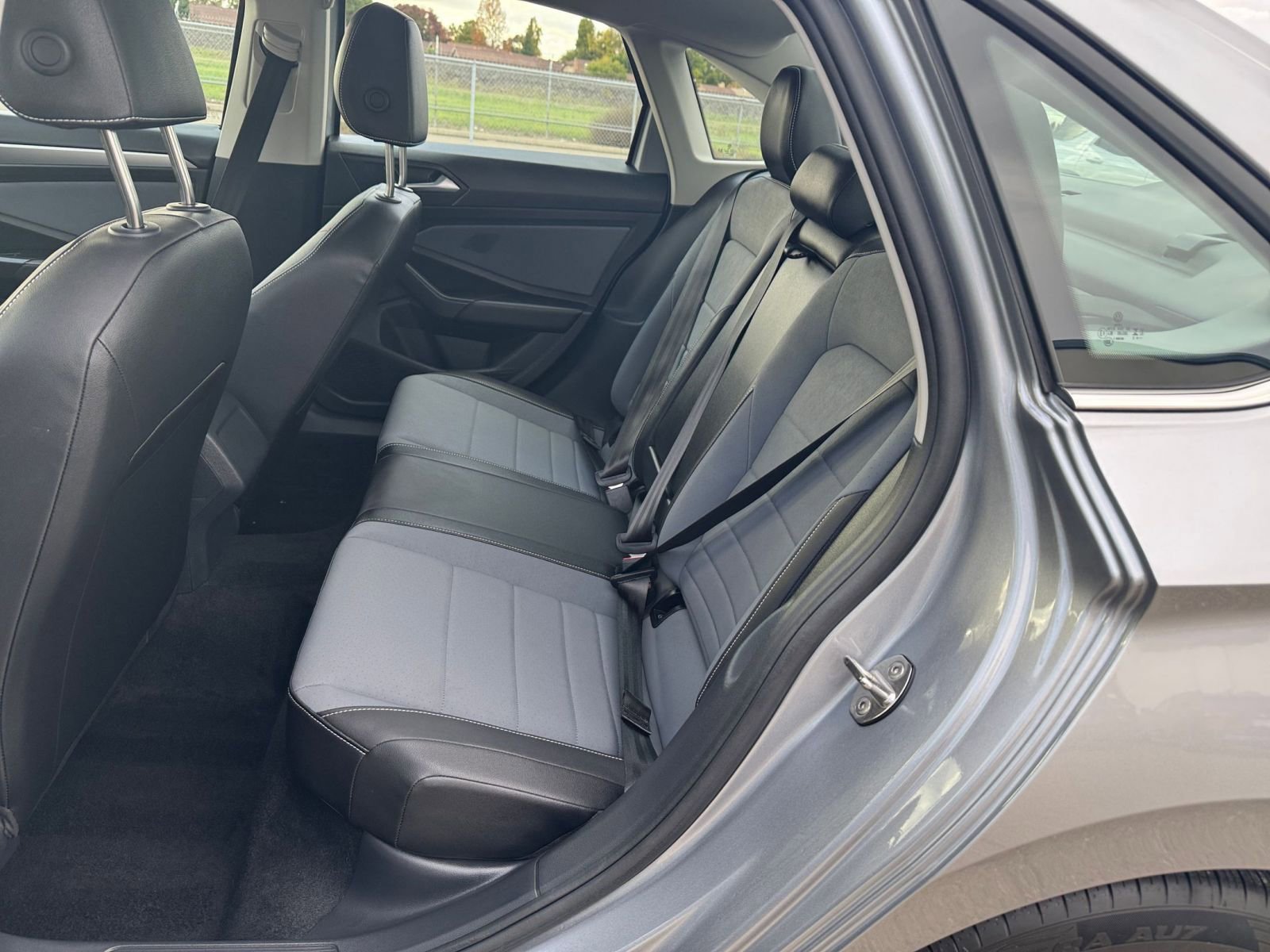 Thumbnail: 2025 Volkswagen Jetta - 25