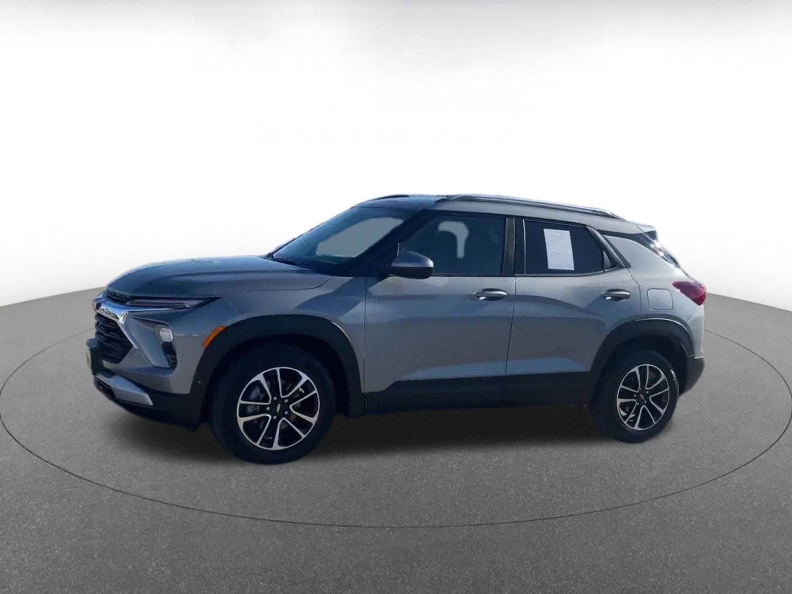 Thumbnail: 2025 Chevrolet TrailBlazer - 8