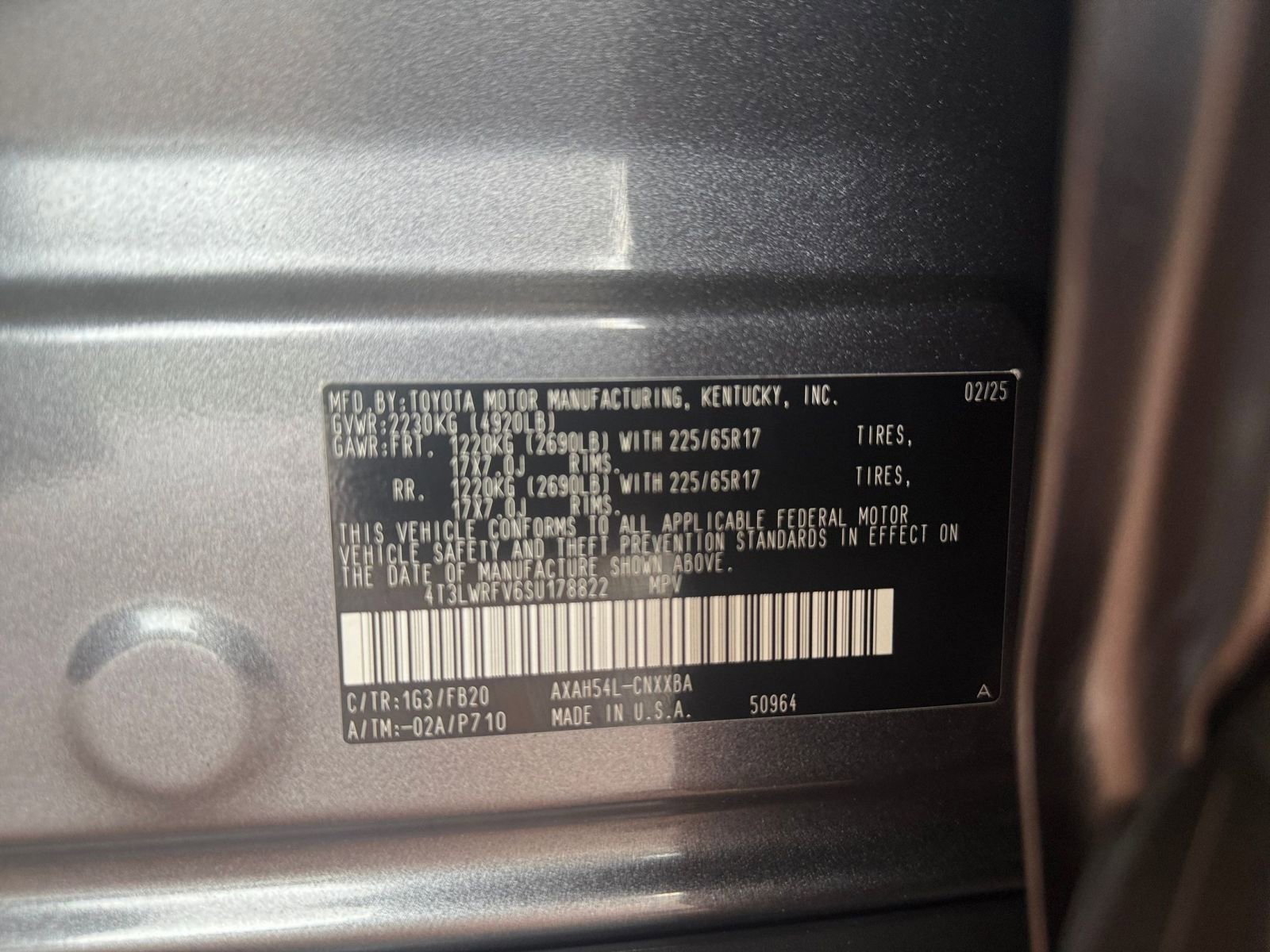 Thumbnail: 2025 Toyota RAV4 - 28