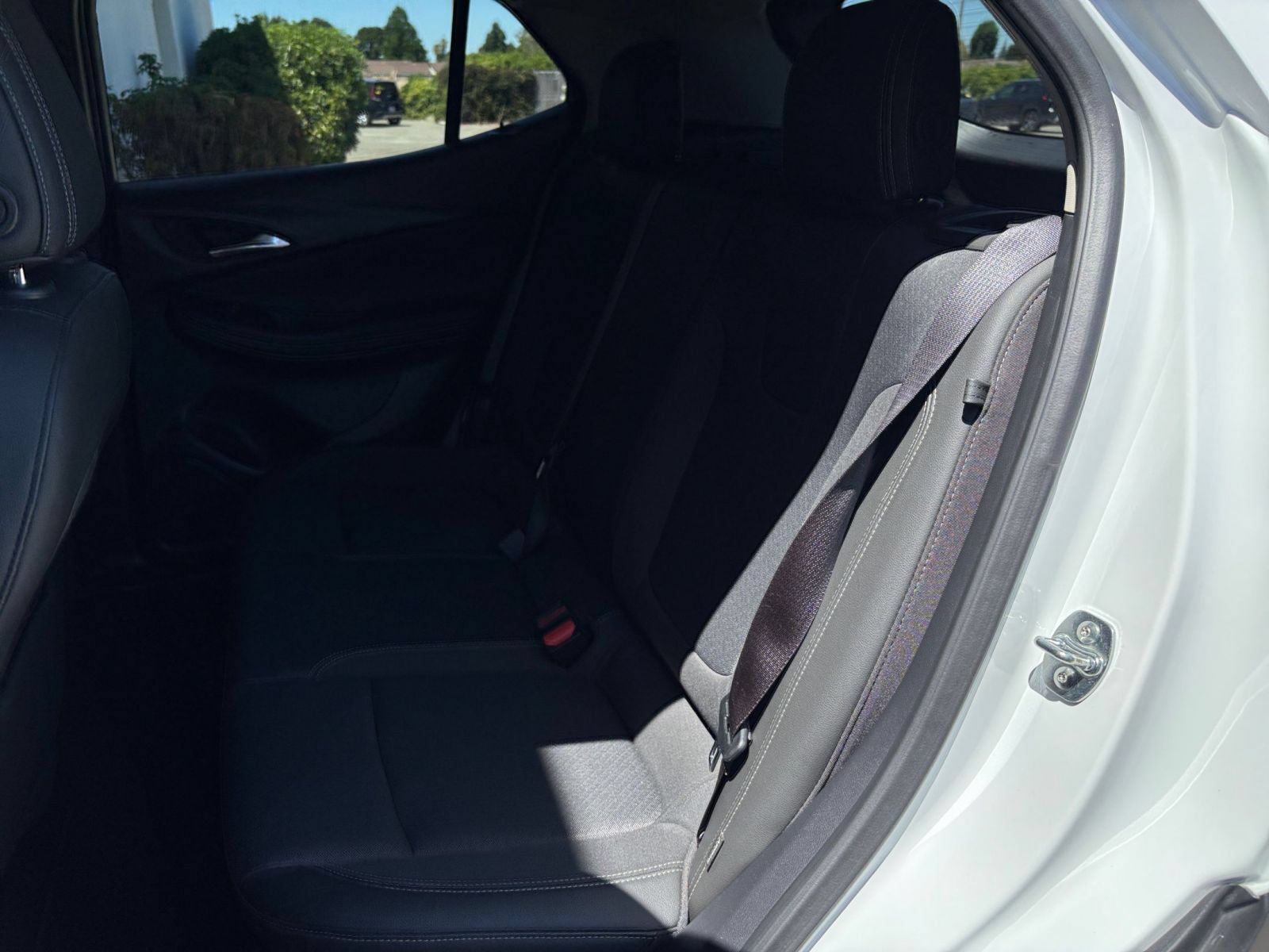 Thumbnail: 2025 Buick Encore GX - 32