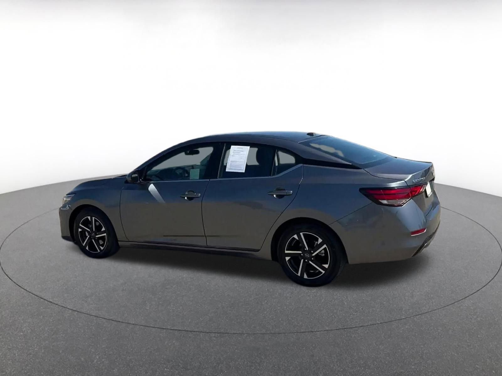 Thumbnail: 2025 Nissan Sentra - 10