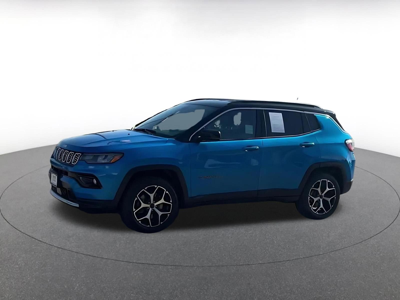 Thumbnail: 2025 Jeep Compass - 9
