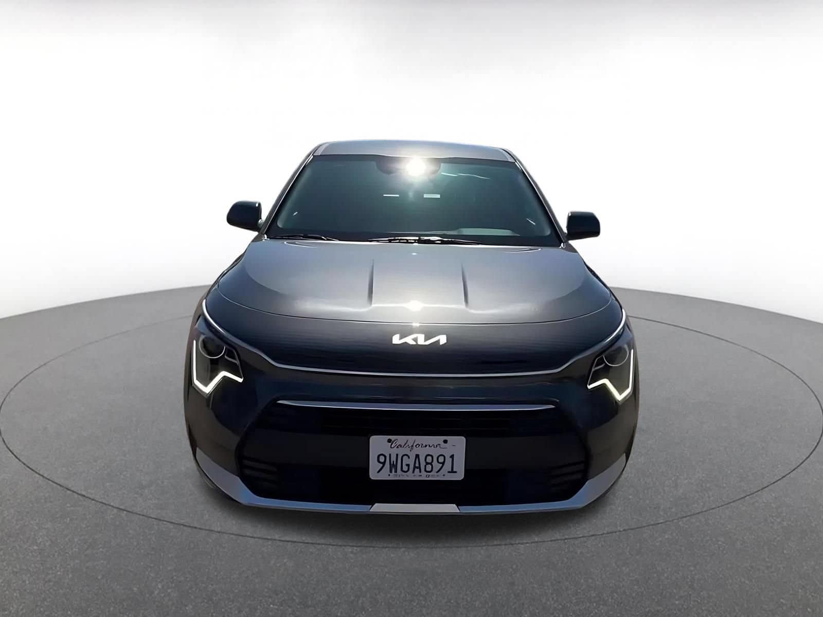 Thumbnail: 2026 Kia Niro - 4