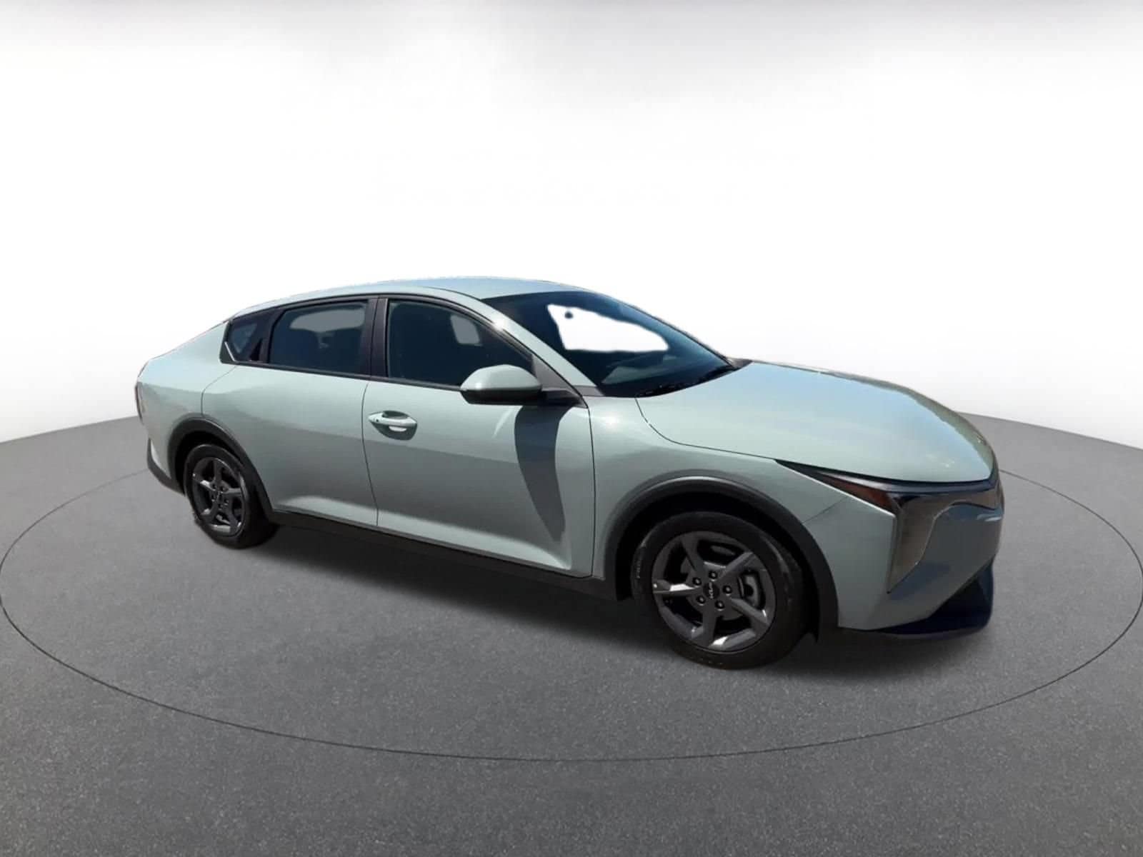 Thumbnail: 2025 Kia K4 - 2