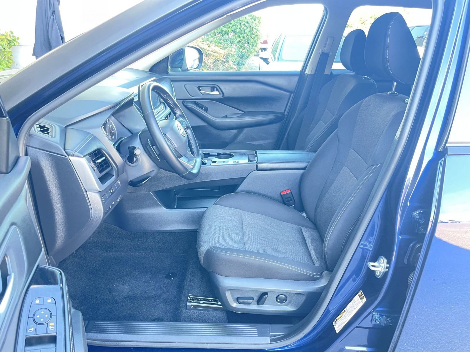 Thumbnail: 2025 Nissan Rogue - 29