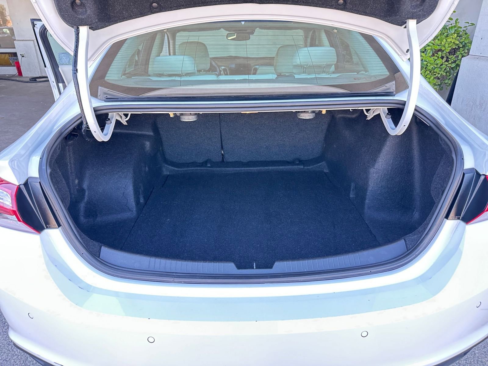 Thumbnail: 2024 Chevrolet Malibu - 31