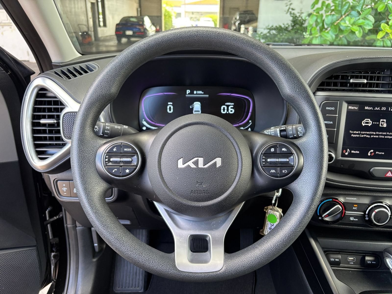 Thumbnail: 2025 Kia Soul - 25