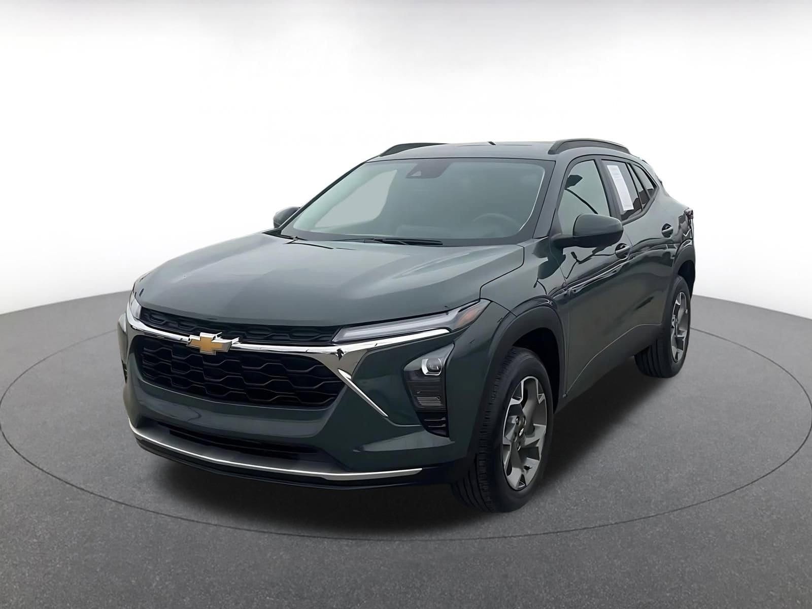 Thumbnail: 2025 Chevrolet Trax - 7