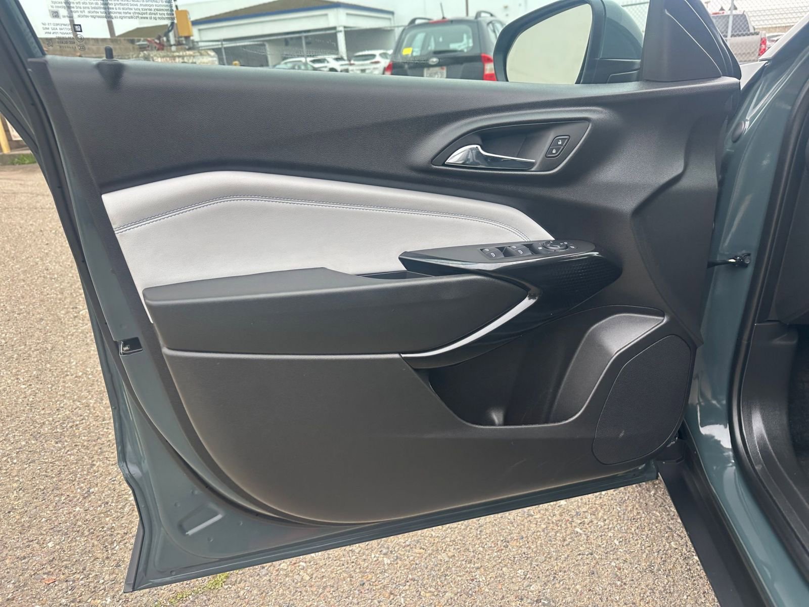 Thumbnail: 2025 Chevrolet Trax - 18