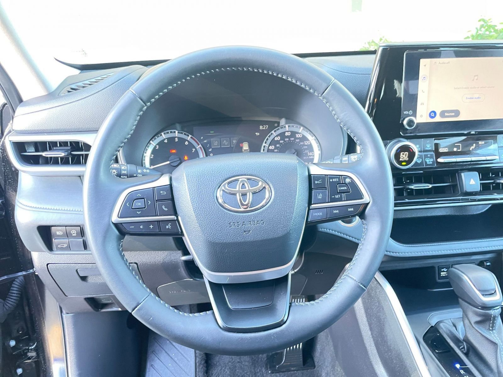 Thumbnail: 2025 Toyota Highlander - 29