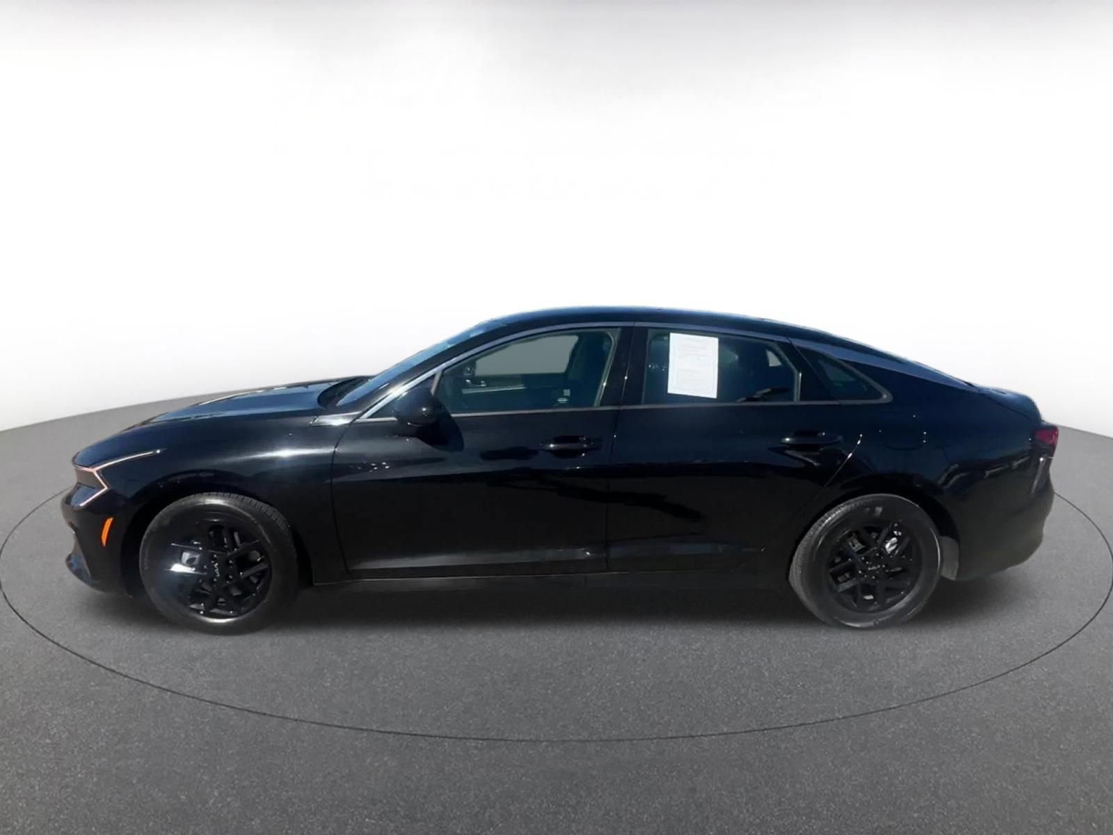 Thumbnail: 2025 Kia K5 - 9