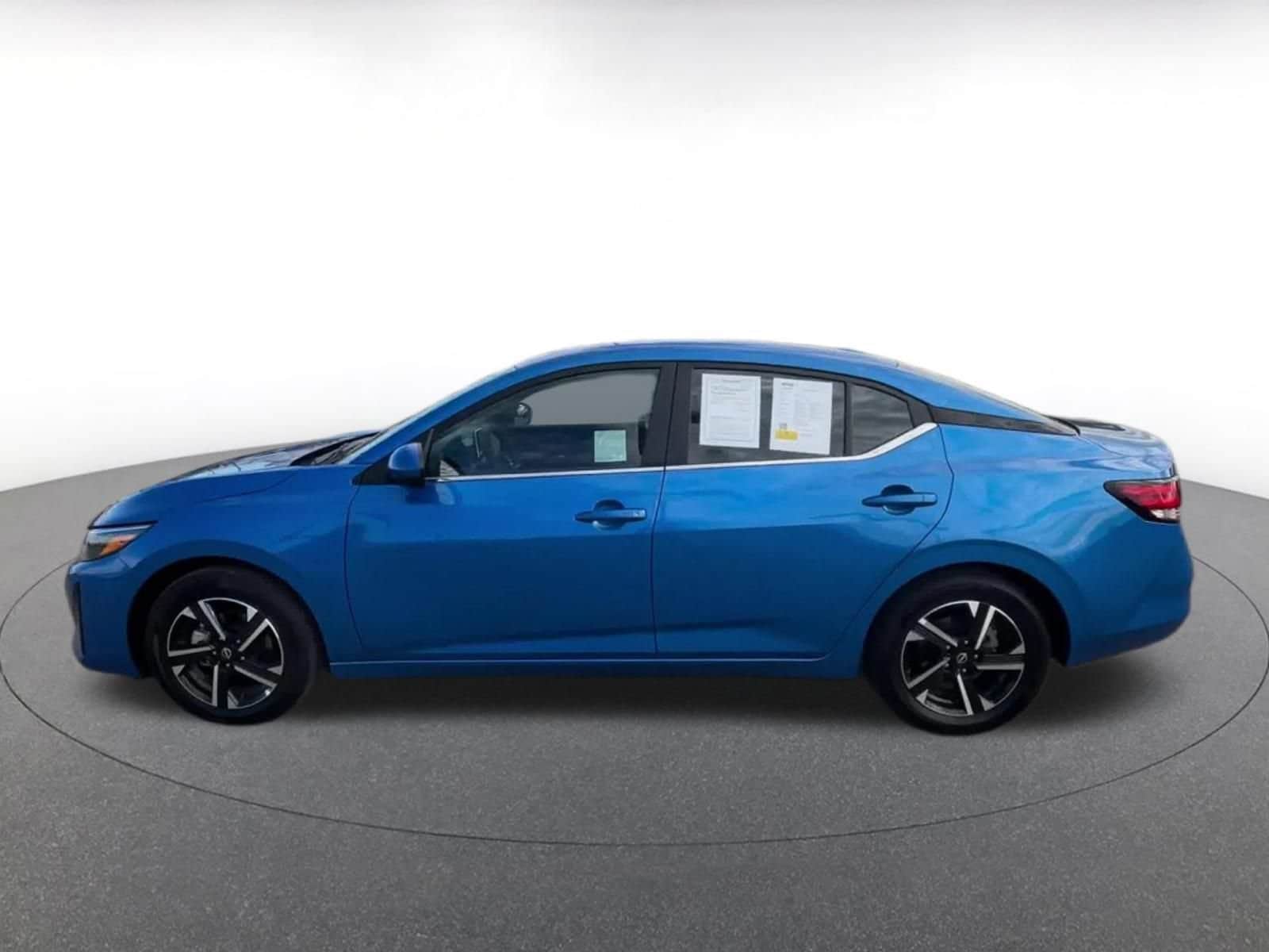 Thumbnail: 2025 Nissan Sentra - 9