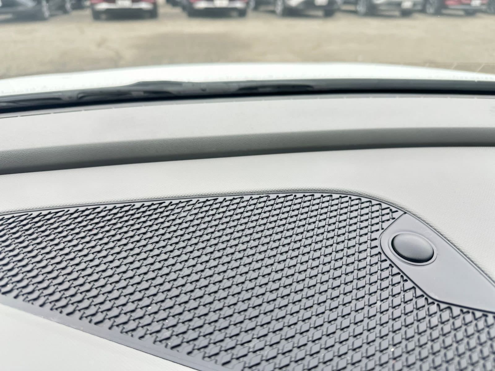 Thumbnail: 2025 Hyundai Elantra - 18