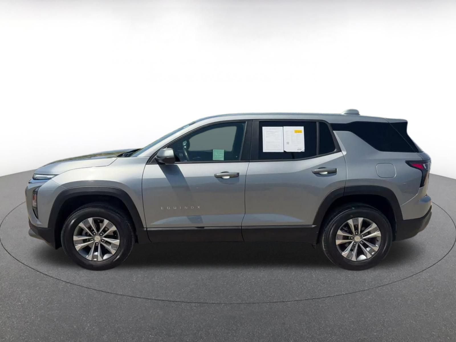 Thumbnail: 2025 Chevrolet Equinox - 9