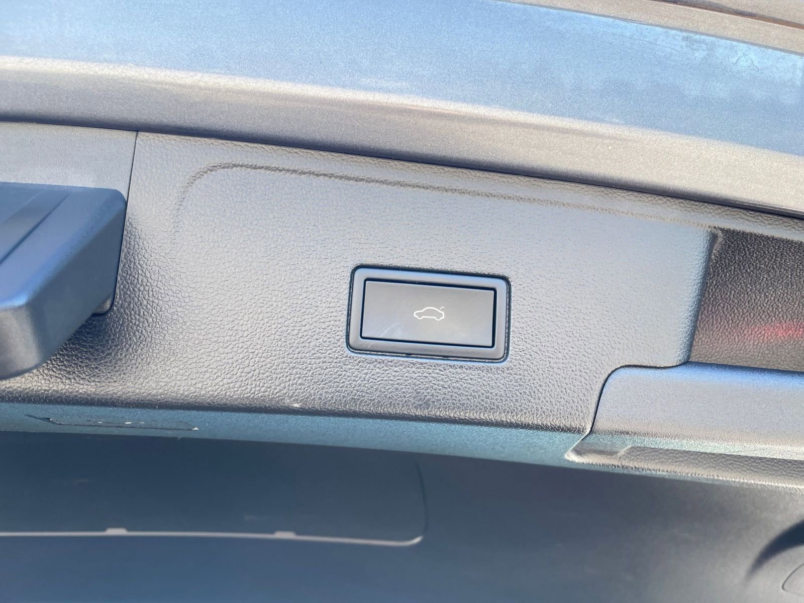 Thumbnail: 2025 Volkswagen Atlas - 23