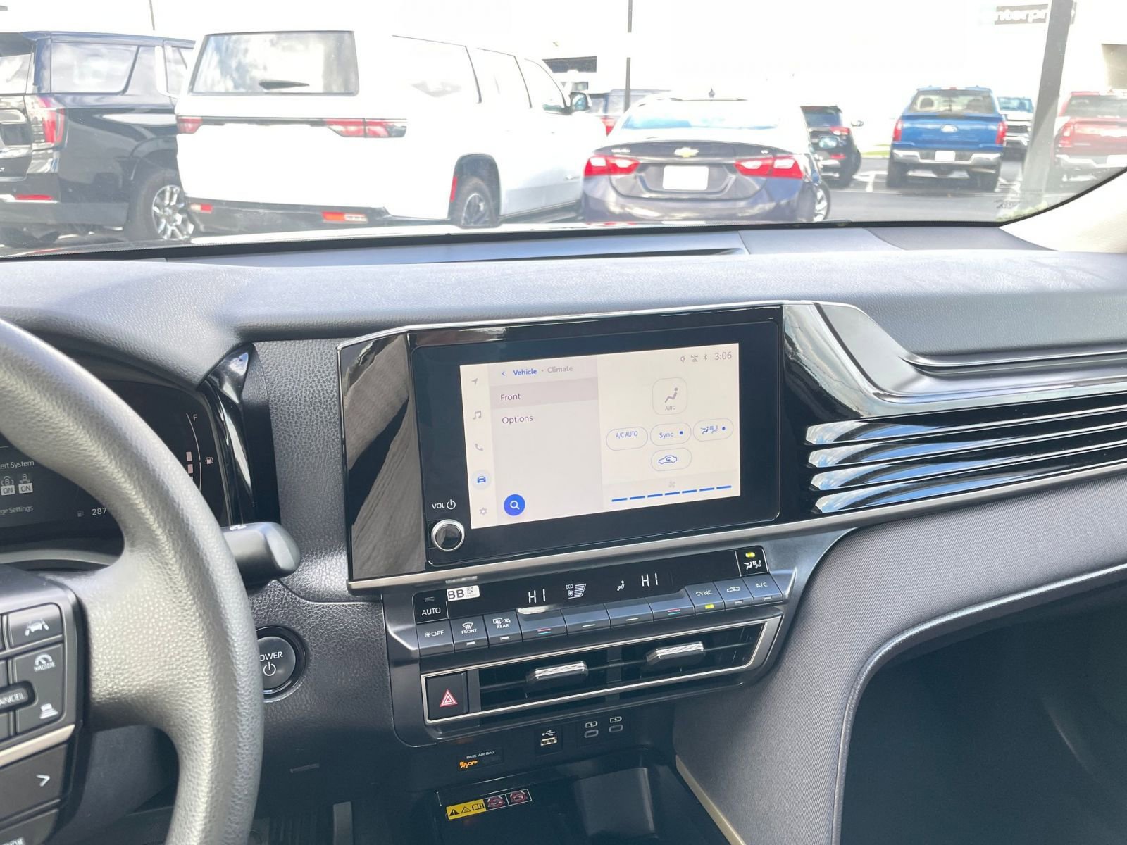 Thumbnail: 2025 Toyota Camry - 18