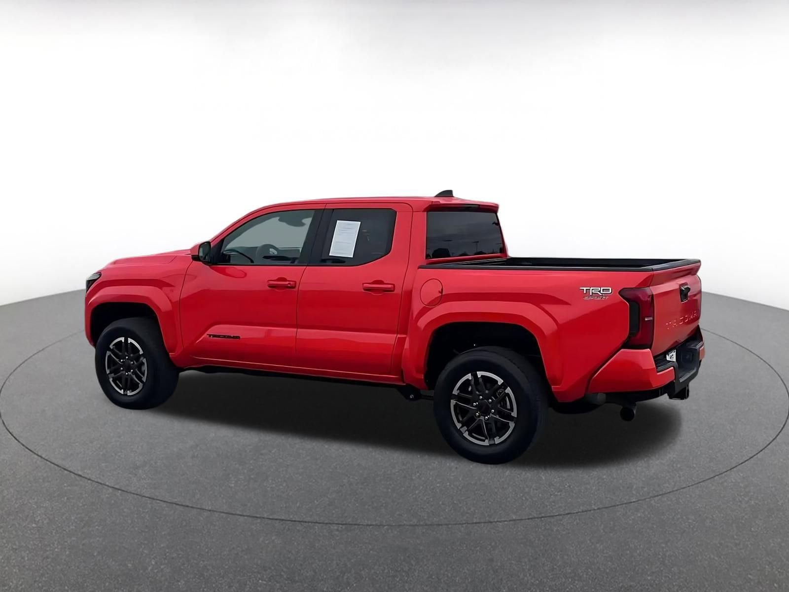 Thumbnail: 2024 Toyota Tacoma - 10