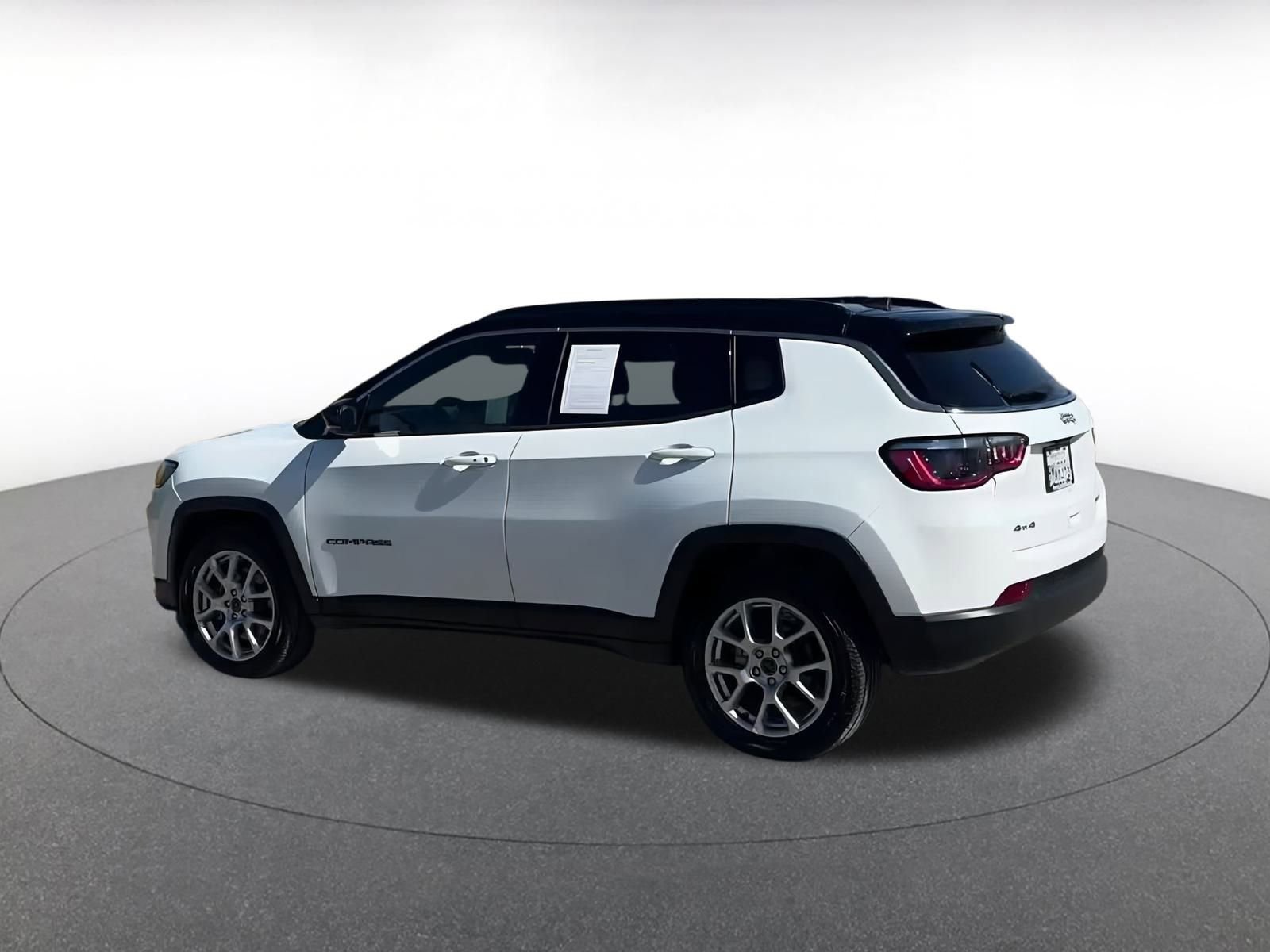 Thumbnail: 2025 Jeep Compass - 10