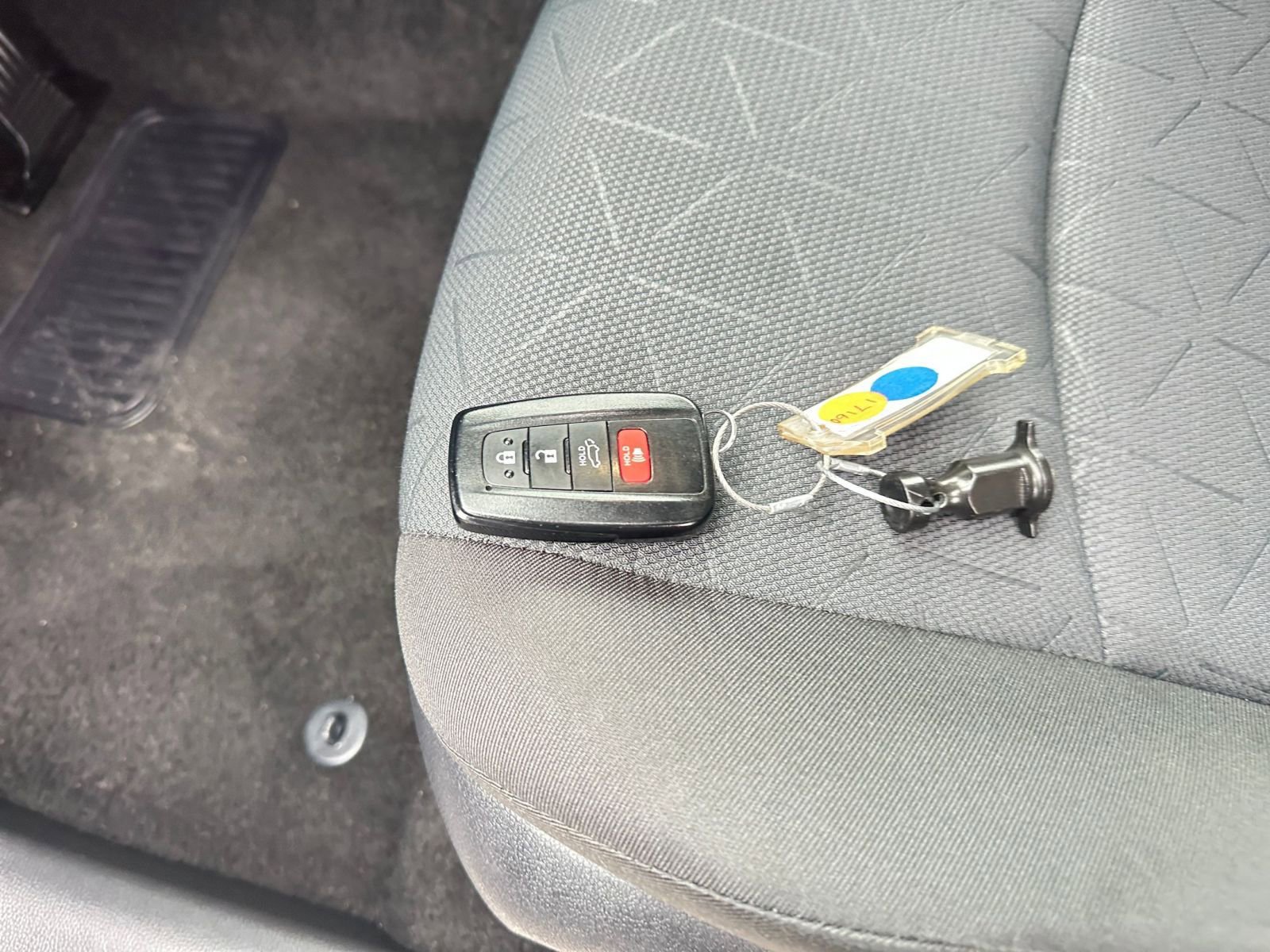 Thumbnail: 2025 Toyota RAV4 - 22