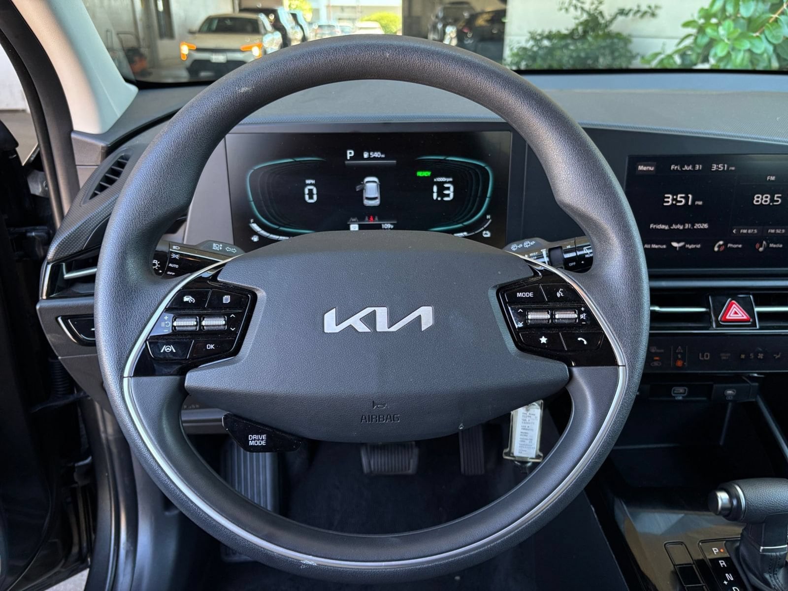Thumbnail: 2026 Kia Niro - 25