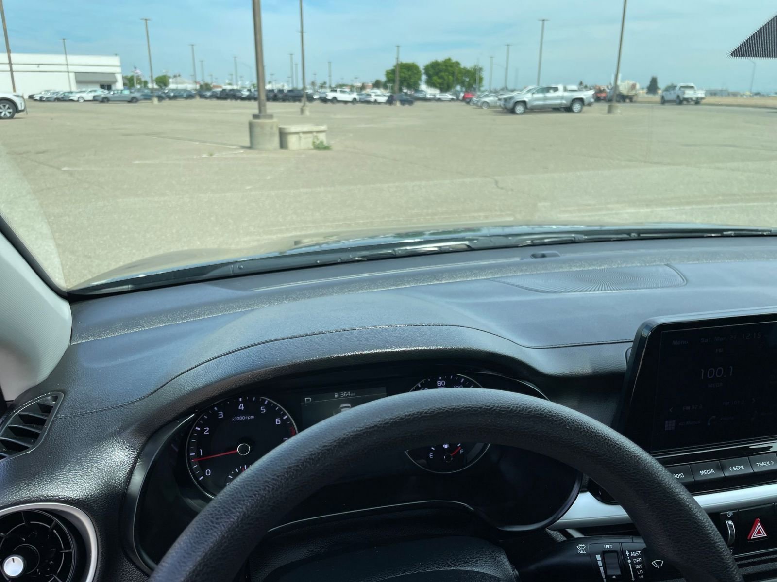 Thumbnail: 2024 Kia Forte - 32