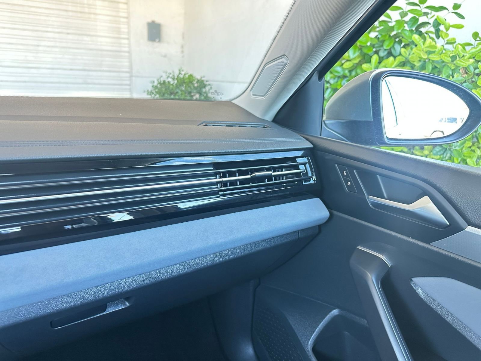 Thumbnail: 2025 Volkswagen Jetta - 35