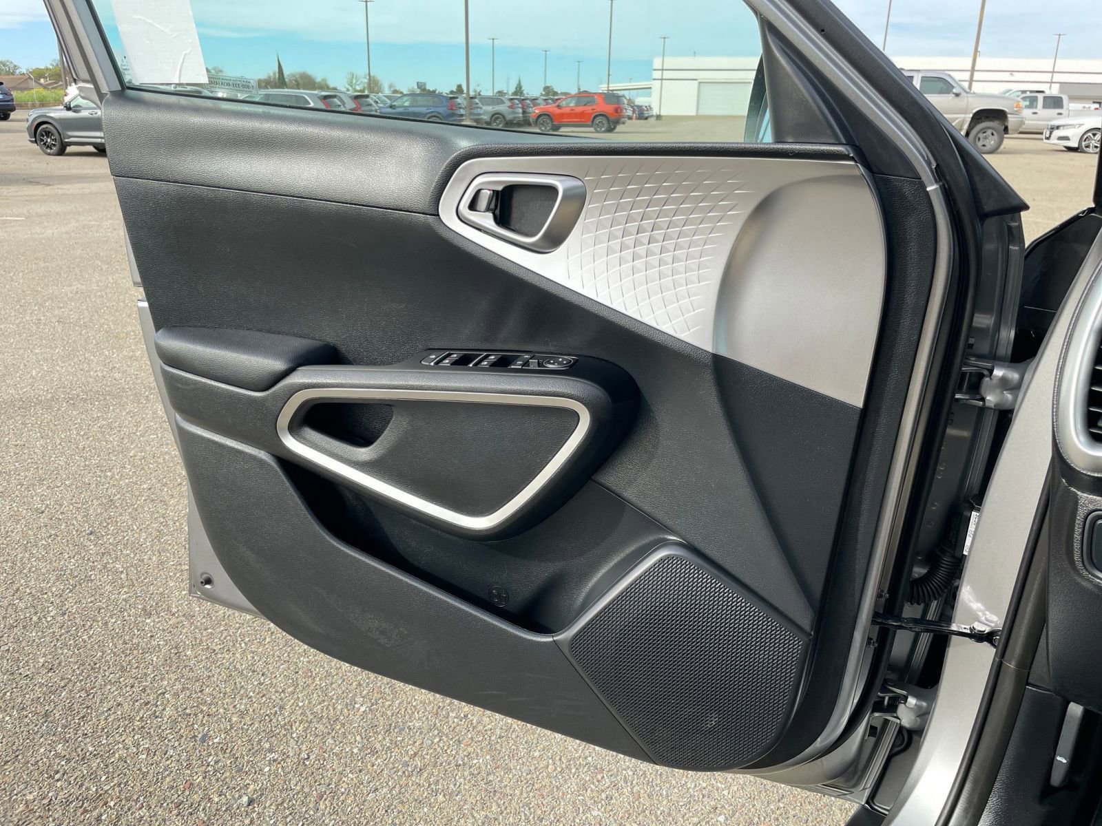 Thumbnail: 2025 Kia Soul - 18