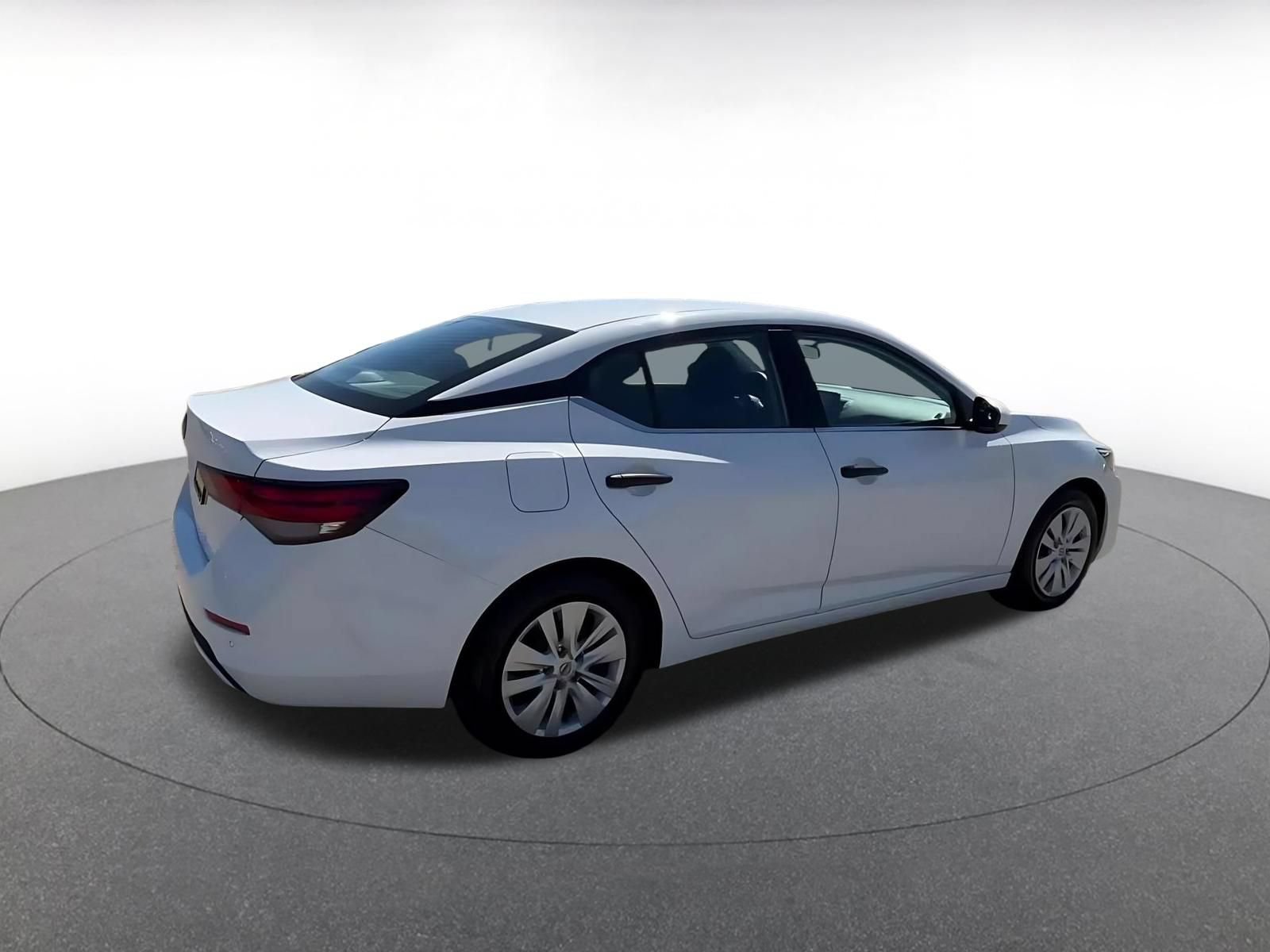 Thumbnail: 2025 Nissan Sentra - 14