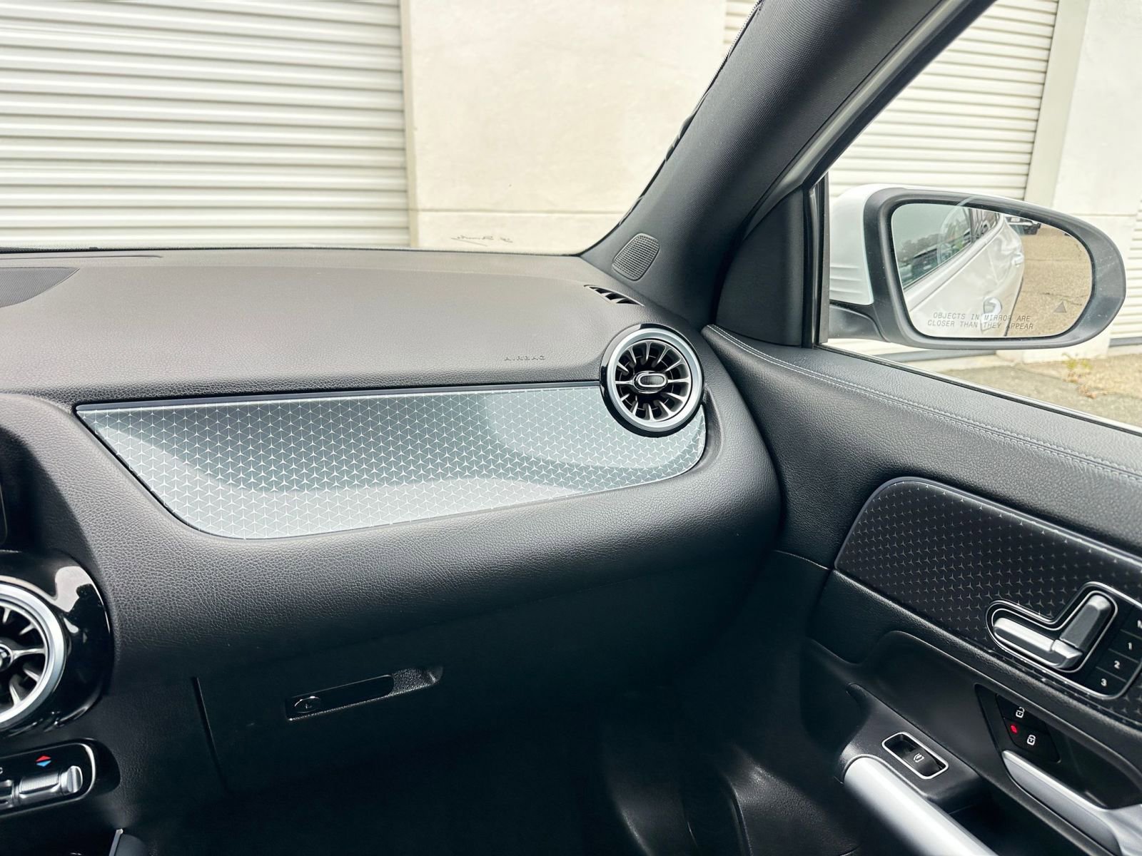 Thumbnail: 2025 Mercedes-Benz GLA - 35