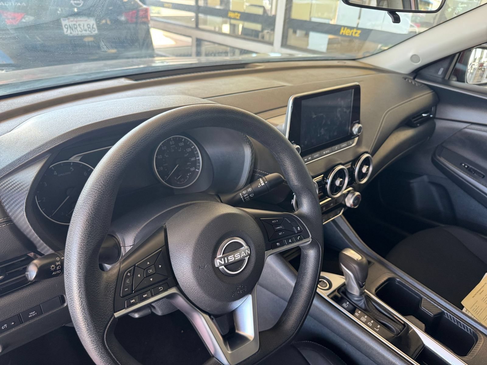 Thumbnail: 2025 Nissan Sentra - 31