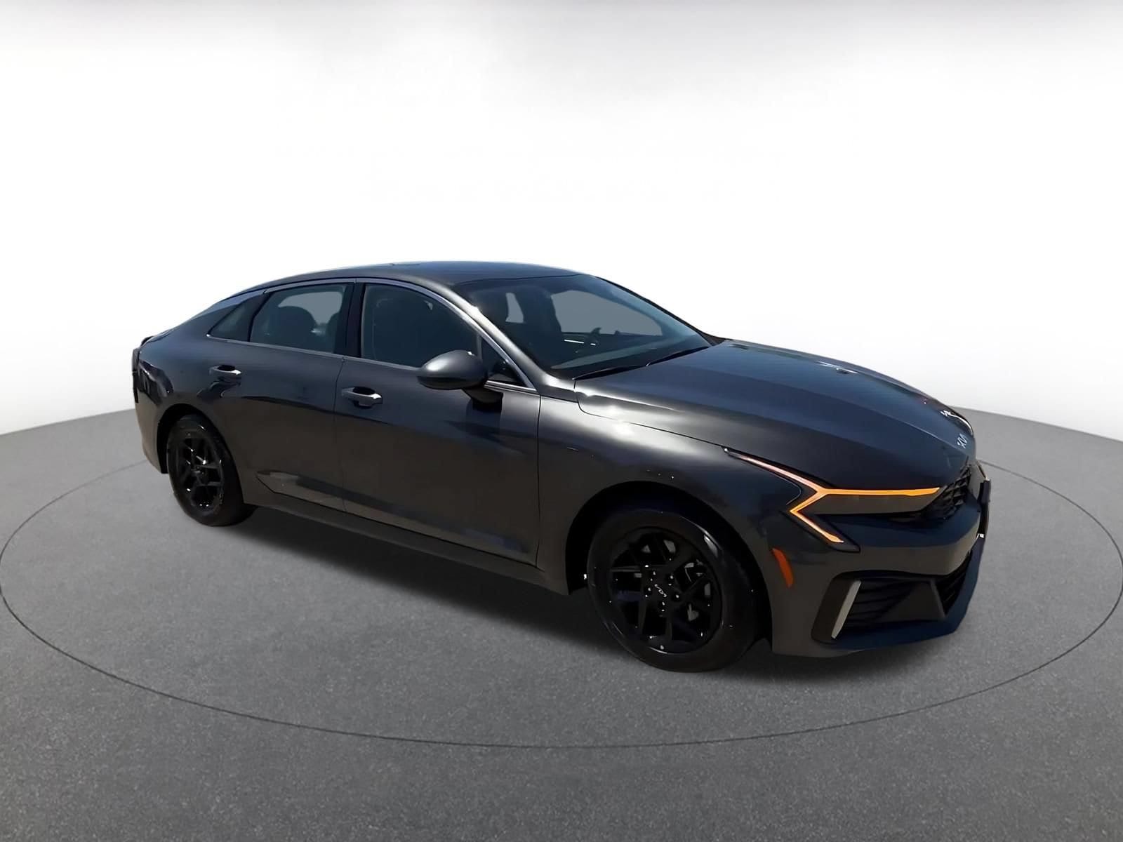 Thumbnail: 2025 Kia K5 - 2