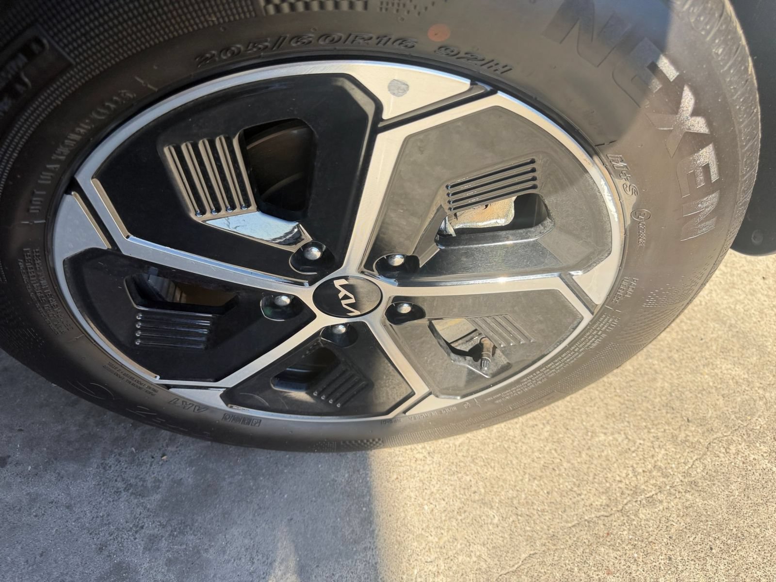 Thumbnail: 2026 Kia Niro - 30