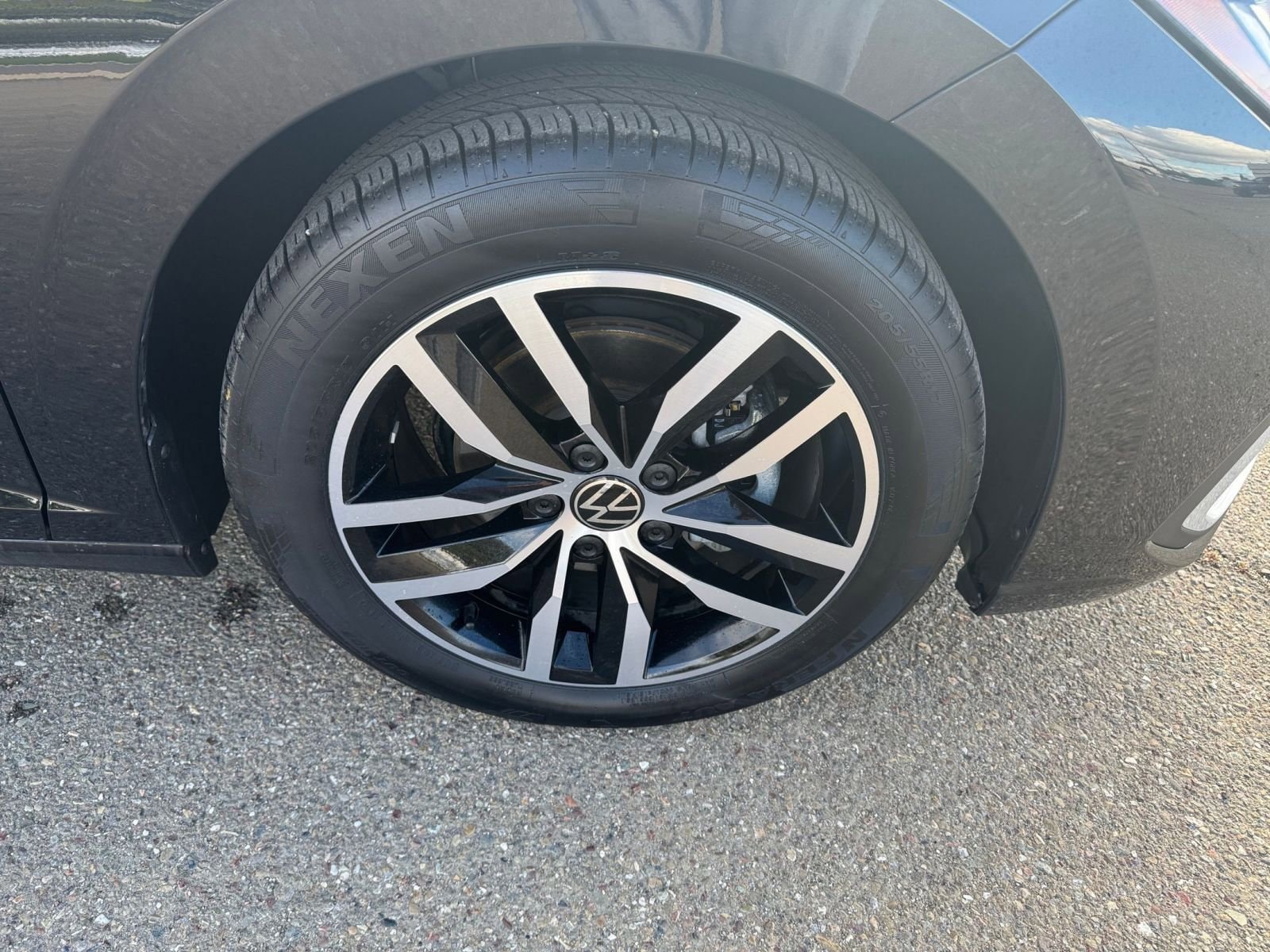 Thumbnail: 2025 Volkswagen Jetta - 30