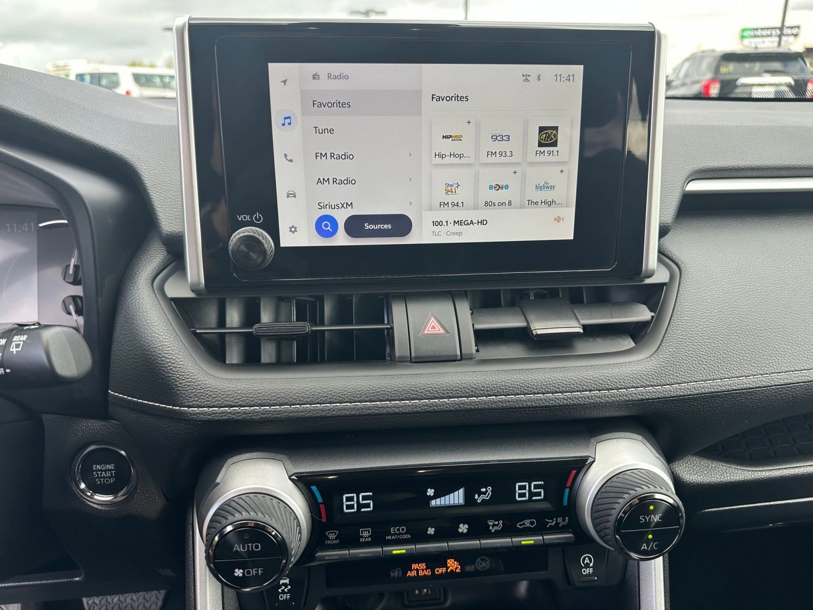 Thumbnail: 2025 Toyota RAV4 - 21