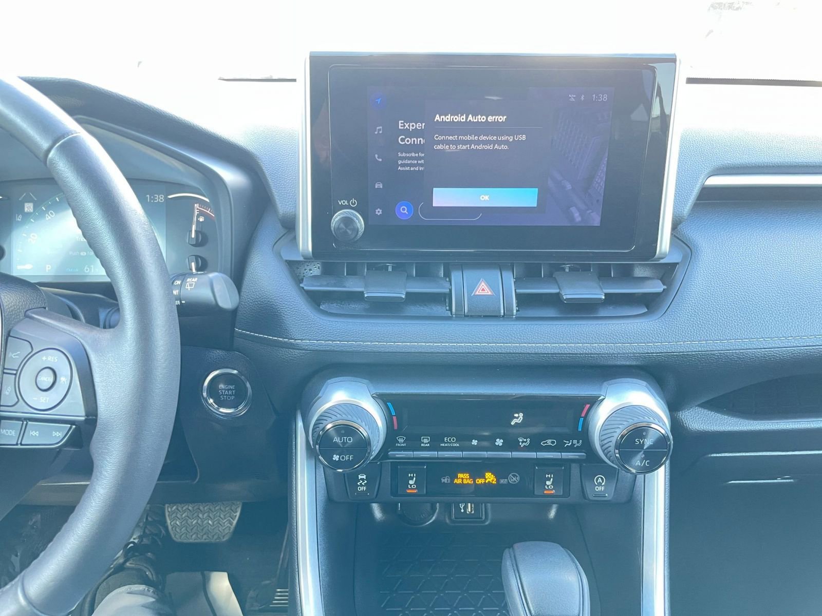 Thumbnail: 2025 Toyota RAV4 - 18