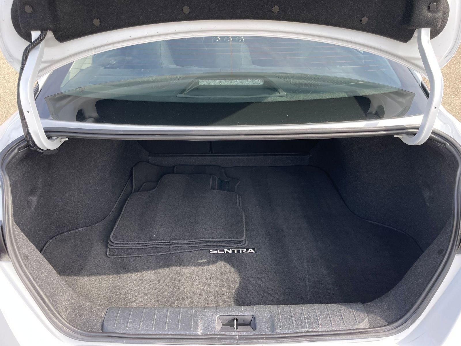 Thumbnail: 2025 Nissan Sentra - 30