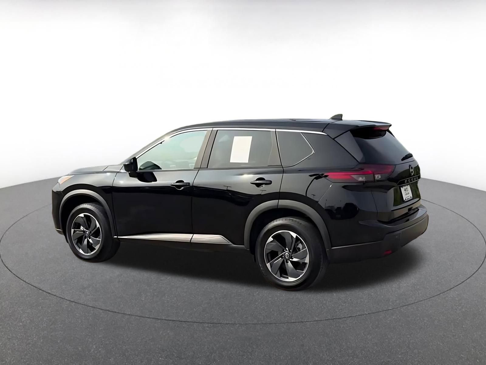 Thumbnail: 2025 Nissan Rogue - 10